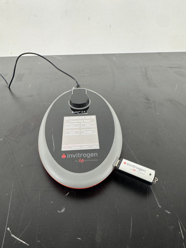 Image of Invitrogen Qubit 2.0 Fluorometer